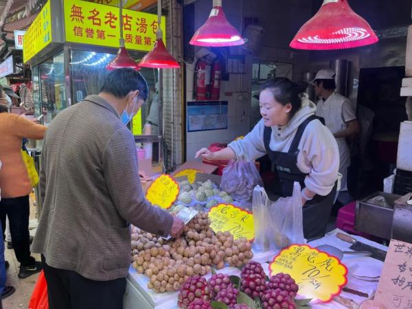 这是啥啊？昆明已上市！很多人拍照询问，都没吃过……